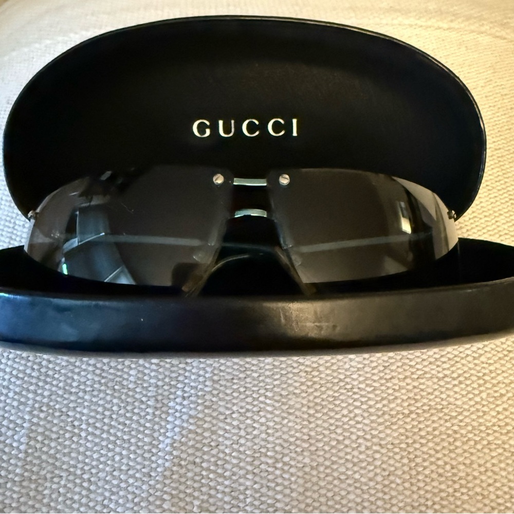GUCCI | Vintage 90’s Sunglasses Black Teal in Amazing Condition with case - Picture 1 of 10